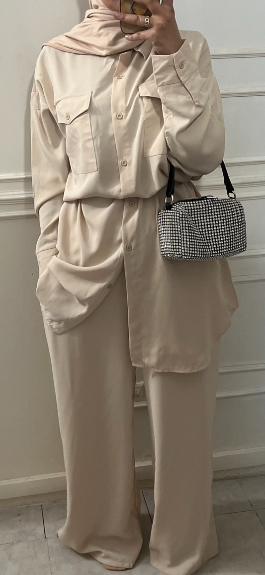 ENSEMBLE CAPSULA BEIGE