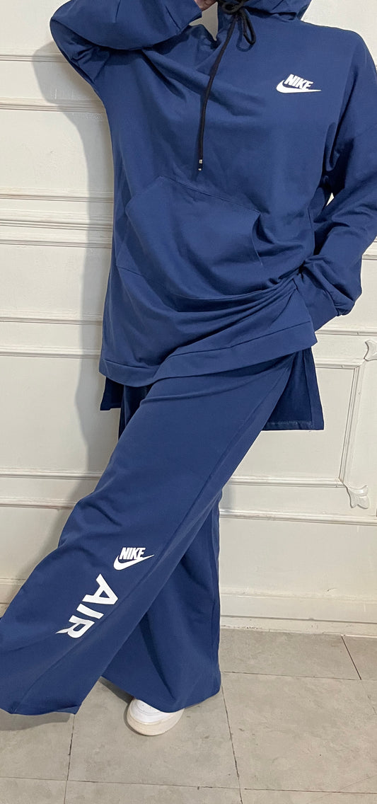 LARGE BLUE JEANS SPORTS SET