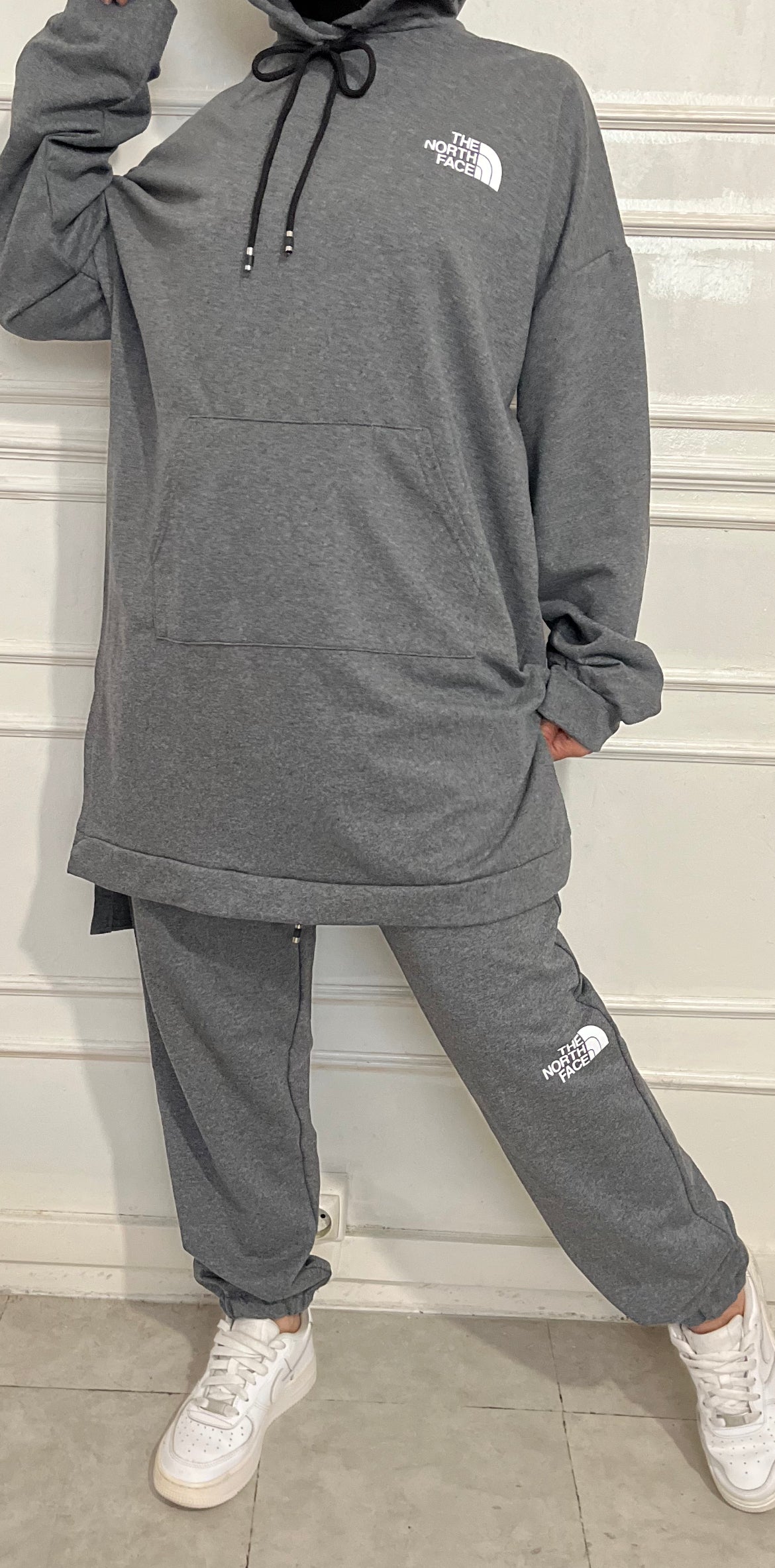 ENSEMBLE SPORT FACE GRIS