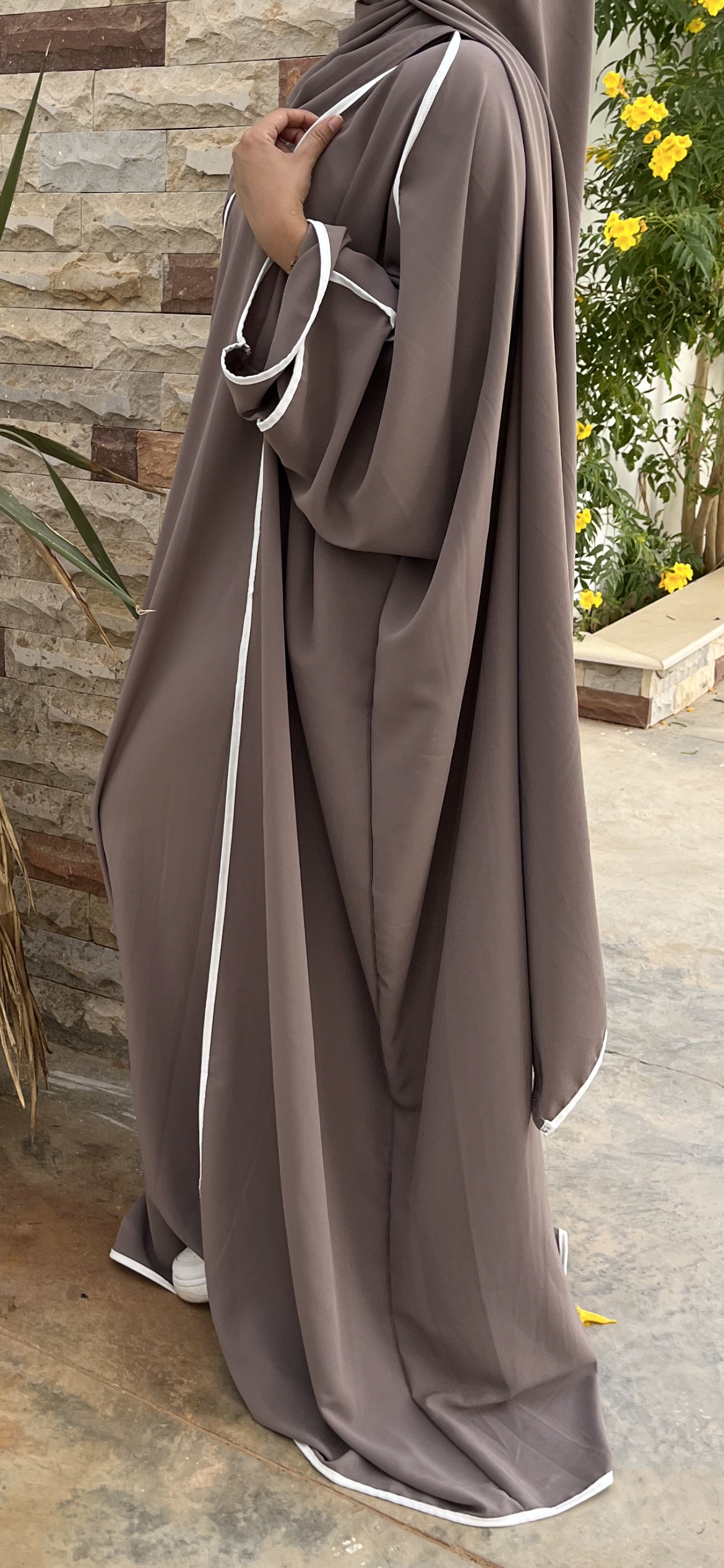 ABAYA EMYRATY TAUPE