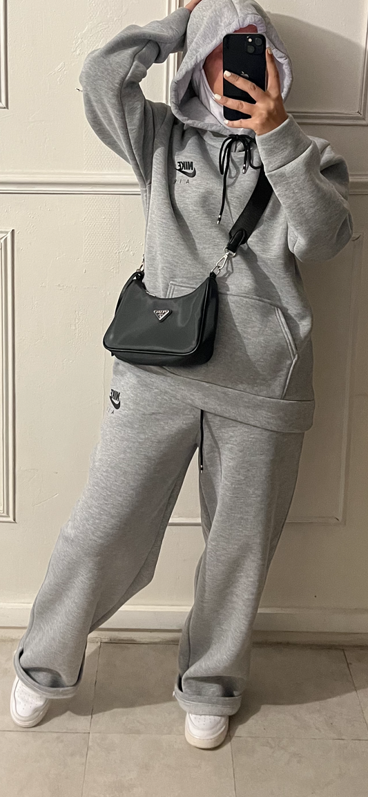 GRAY SET