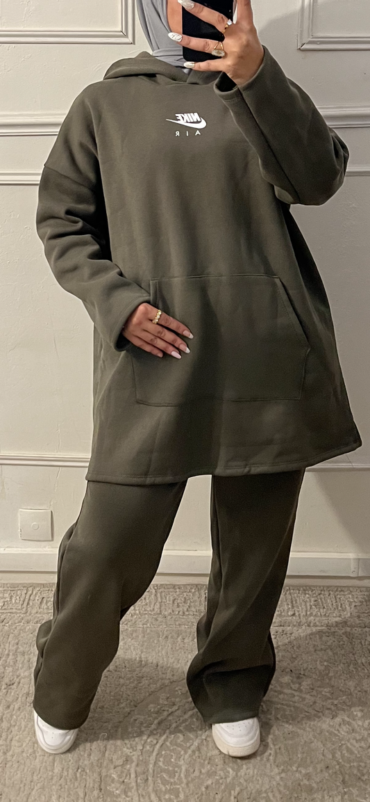 WAYV KHAKI SET