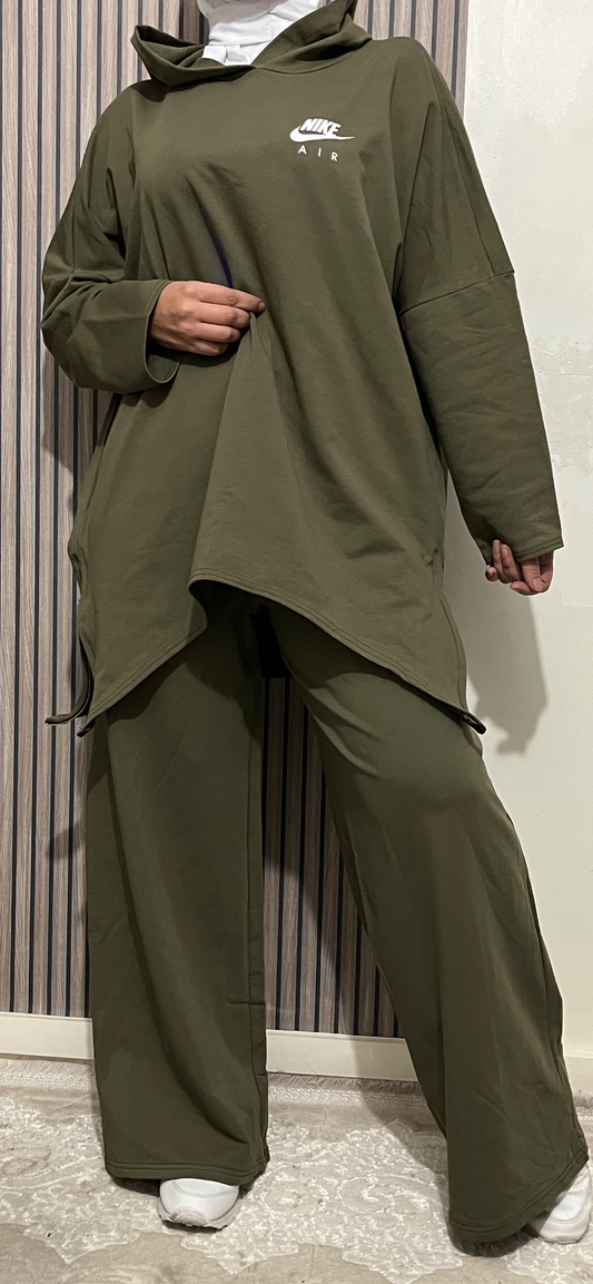 DARY KHAKI SPORTS SET