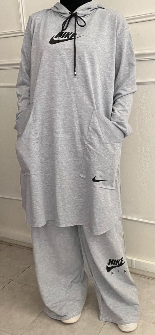 LOVA GRAY SPORTS SET