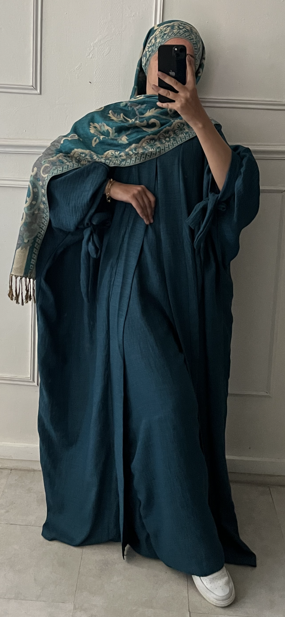 YRAN TURQUOISE ABAYA