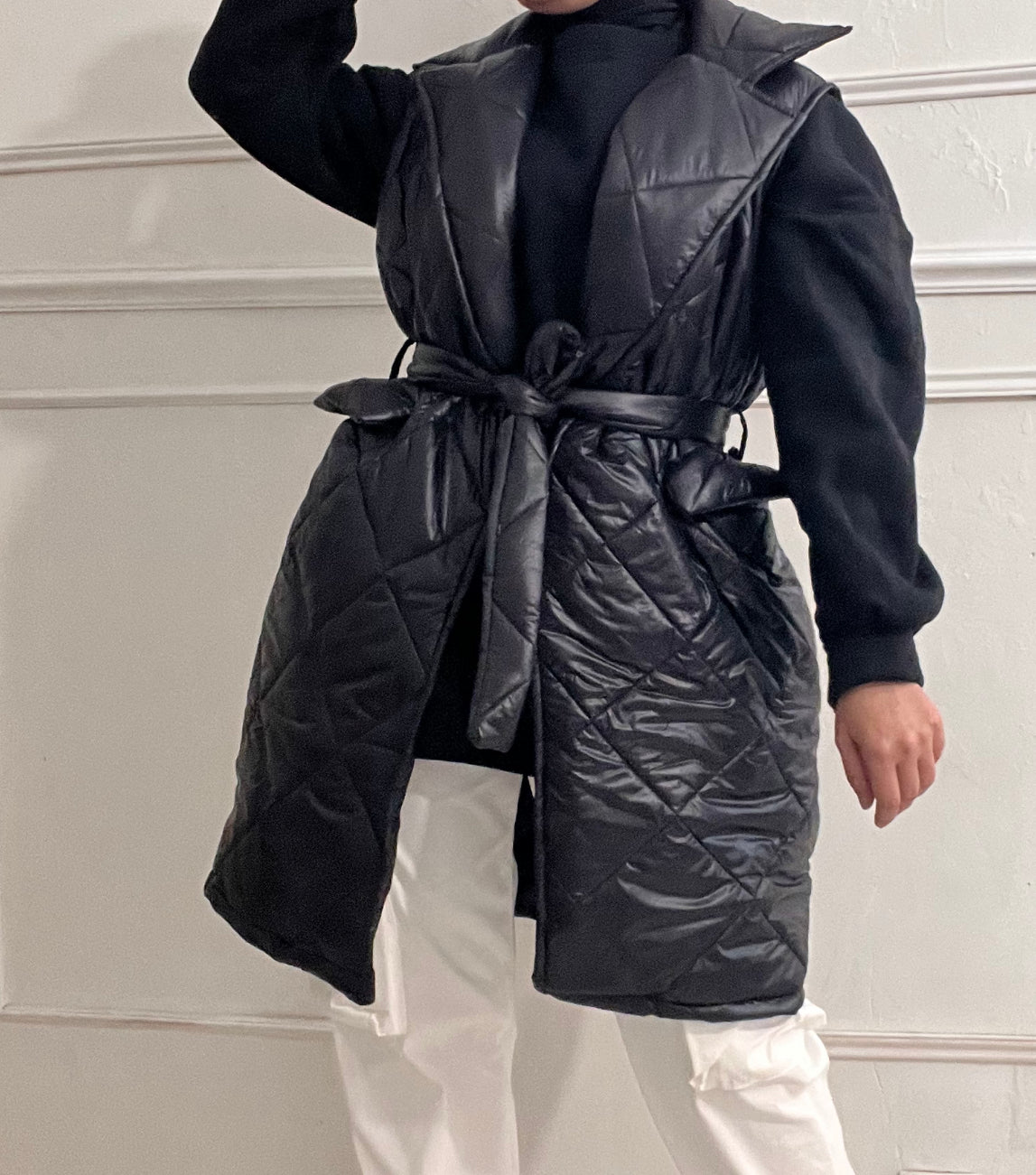 BLACK QUILTED DOWN JACKET