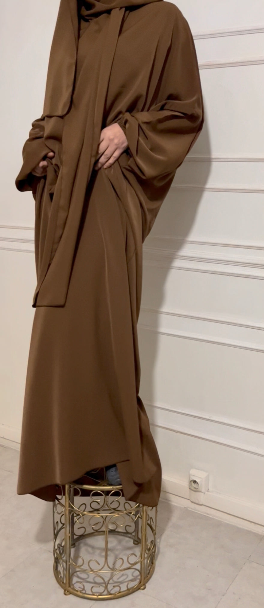 ABAYA NOUHAYLA GRANDE DE TAILLE