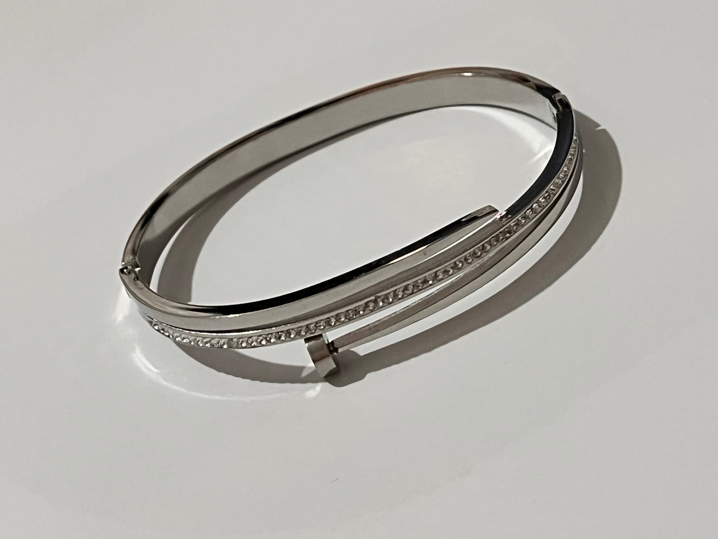 bangle bracelet