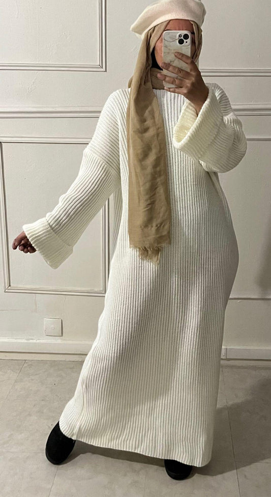 SHERA SWEATER DRESS White