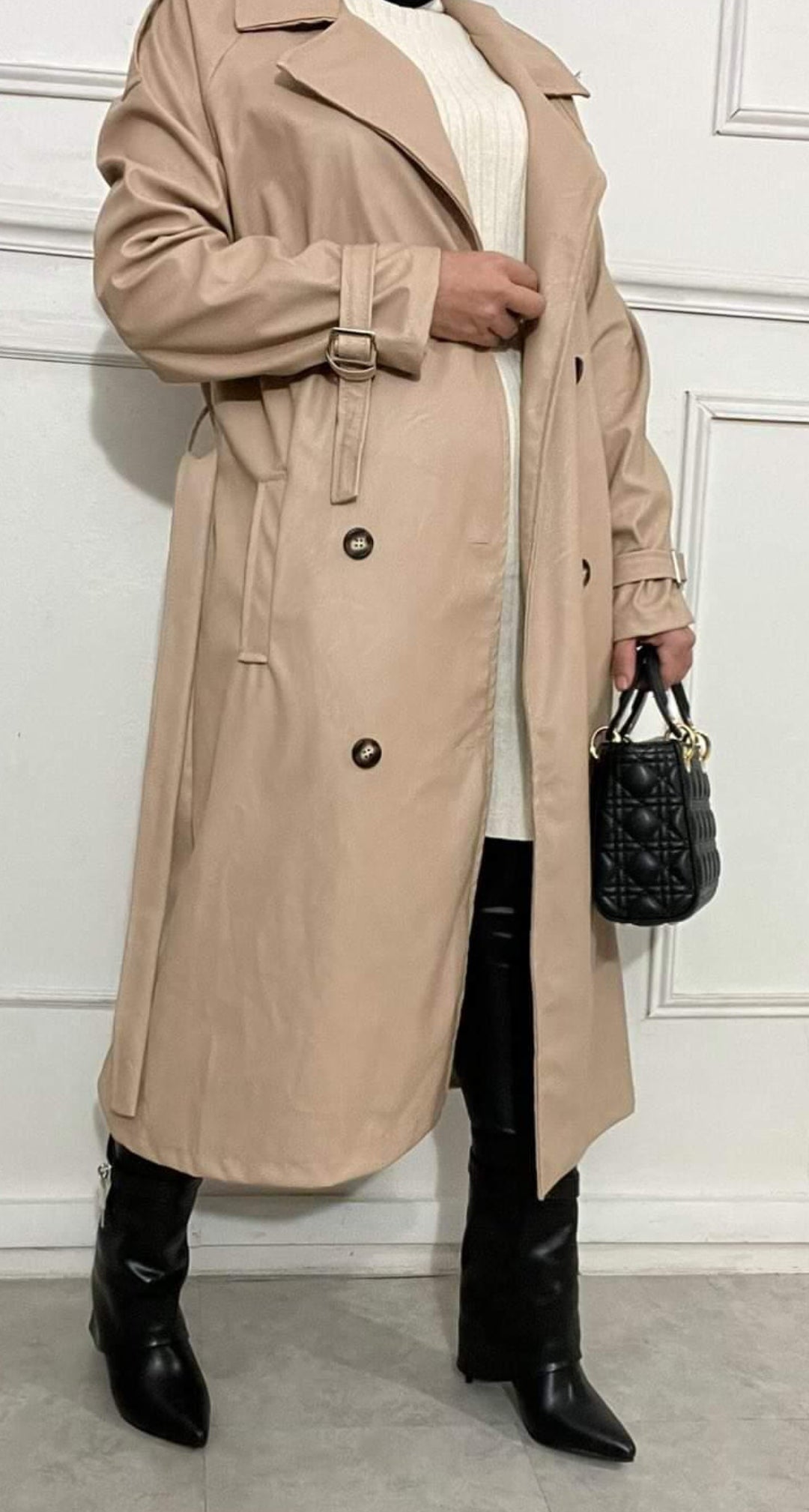 SEMI-BEIGE TRENCH COAT